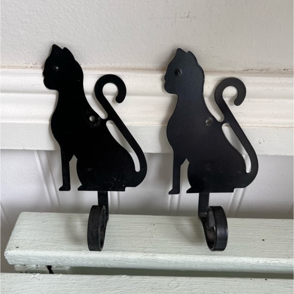 Cat Hooks Set of Two Decorative Black Cat Metal Wall Hooks